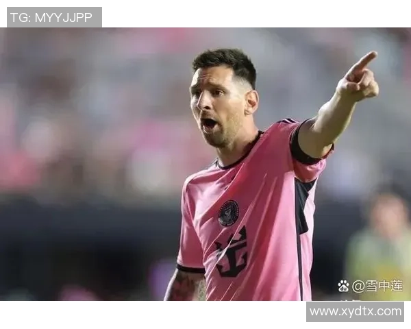 揭秘足球明星42号的真实身份与辉煌成就分析