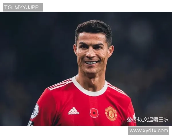 新浪微博足球明星汇聚球场魅力展现运动精神与个人风采