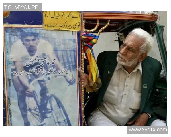 昔日足球明星沦落街头生活引发社会关注与反思