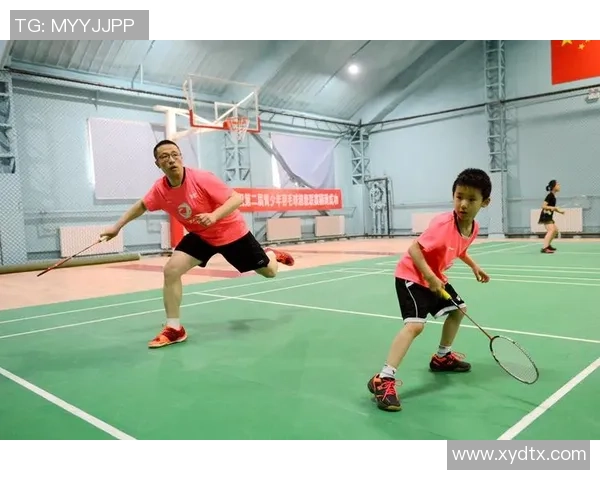 杨芳独家分享羽毛球技巧与心得助你提升球技的秘诀与经验